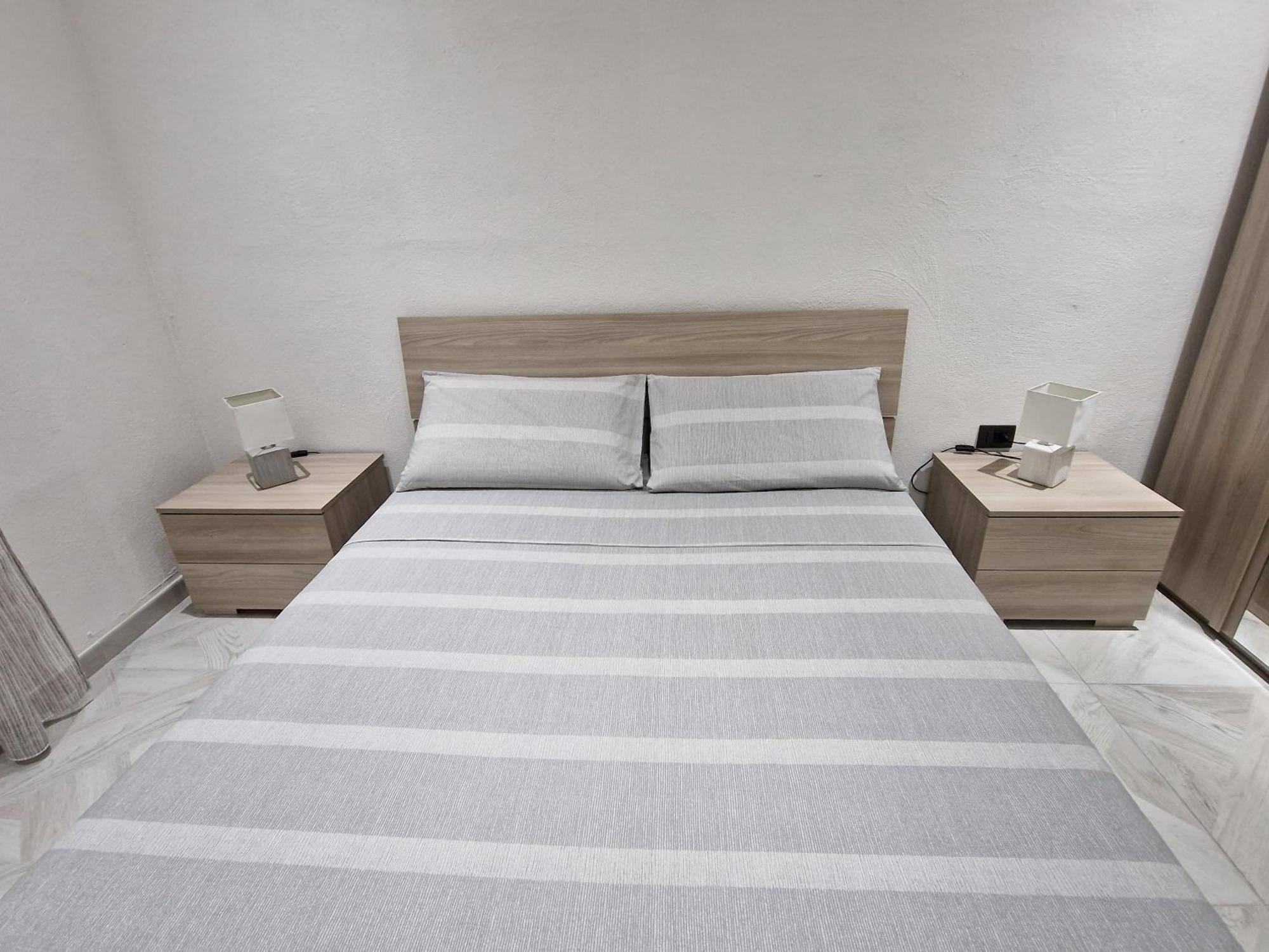 La Maddalena Holiday Home ภายนอก รูปภาพ